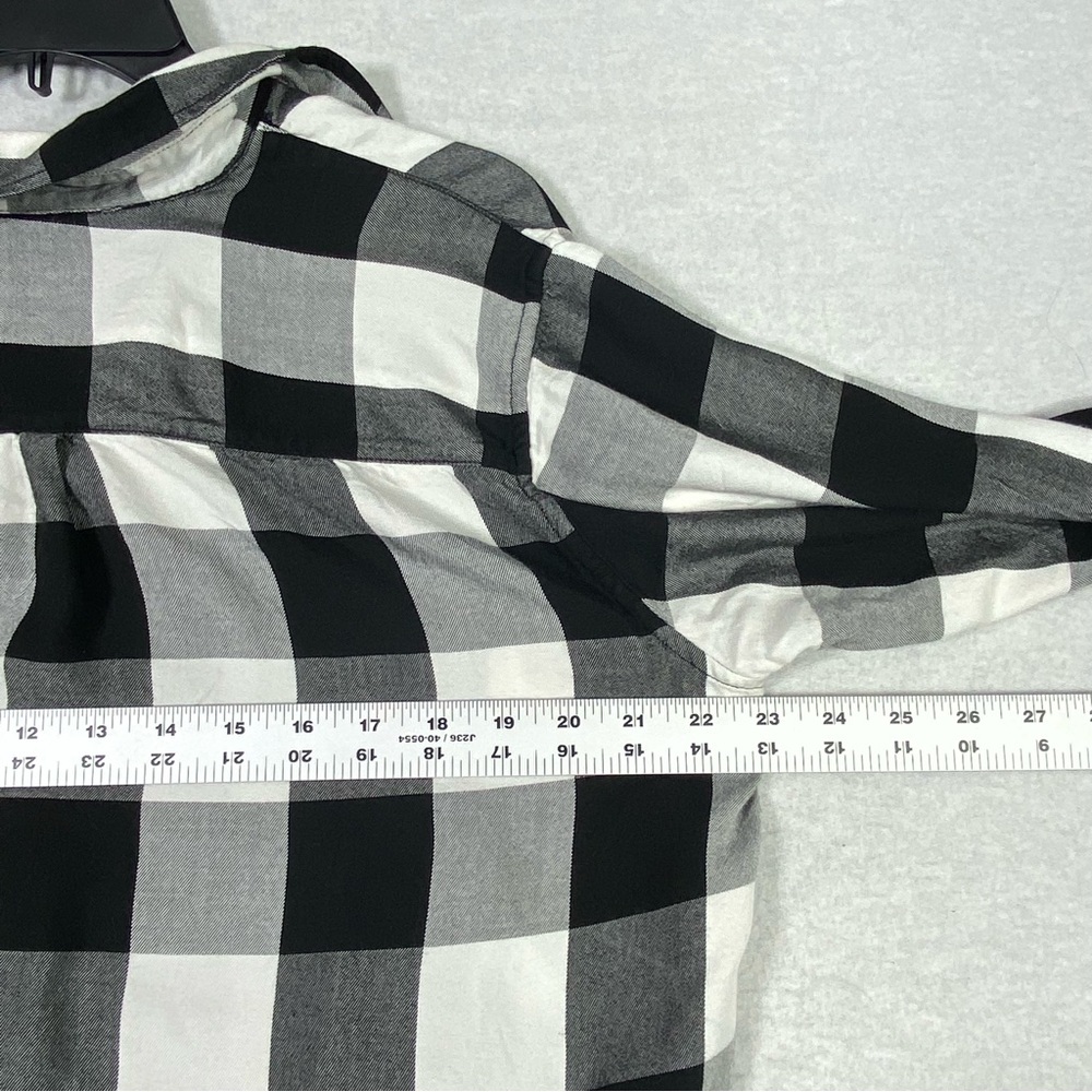 Levis Boyfriend Flannel Shirt Women's L Black White Plaid Button Up Casual Top - Picture 14 of 16